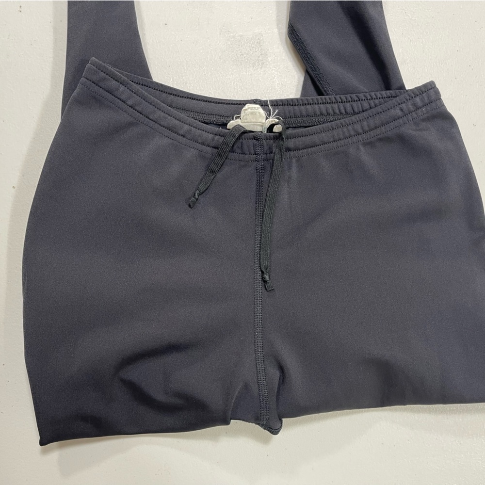 J. Crew black leggings with zippered ankles. Women’s size M - Picture 6 of 10